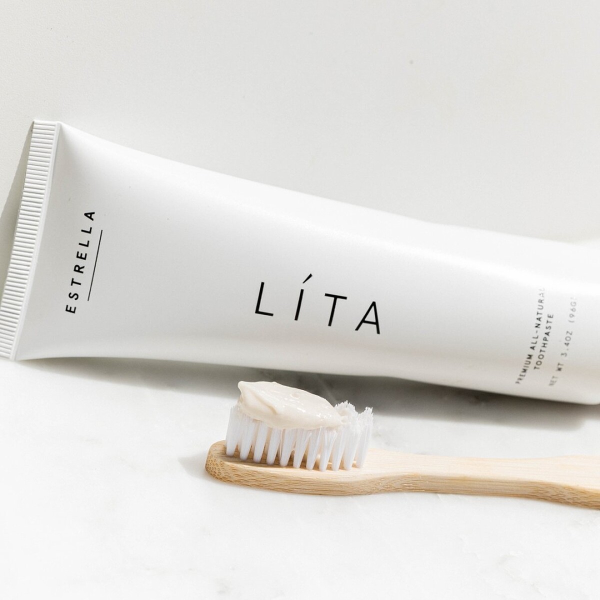 ESTRELLA L&Iacute;TA經典全護精油牙膏96g，NT680