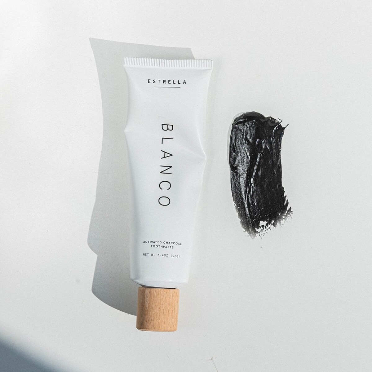 ESTRELLA BLANCO活性炭亮白精油牙膏96g，NT680