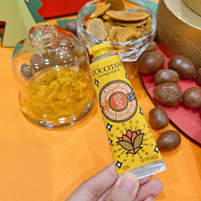 L’OCCITANE歐舒丹繽紛乳油木金黃拿鐵舒芙護手霜30ml,NT400、150ml,NT1,150