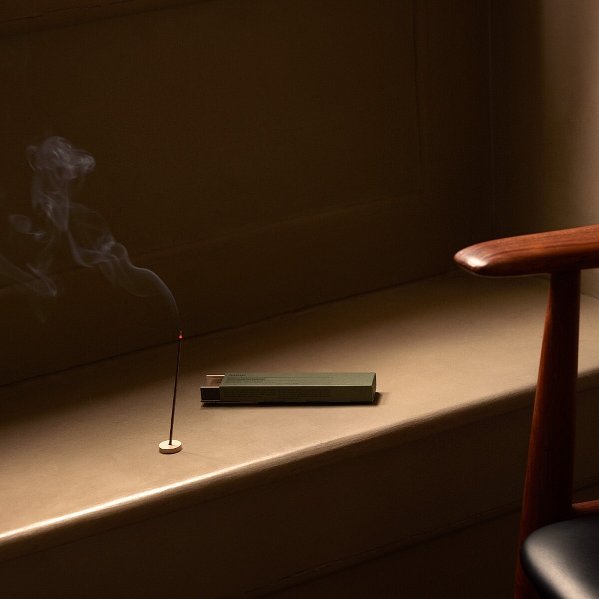 Aesop線香系列情境圖。