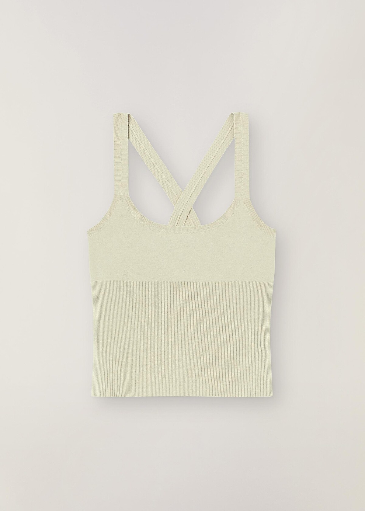 Loro Piana 交叉針織背心，NT38,200。