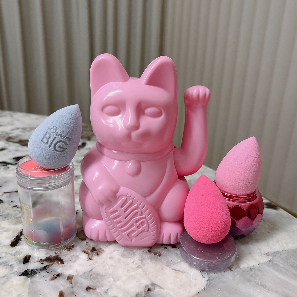 beautyblender x Donkey Lucky Cat 招財貓派對夜限定組，NT2,688