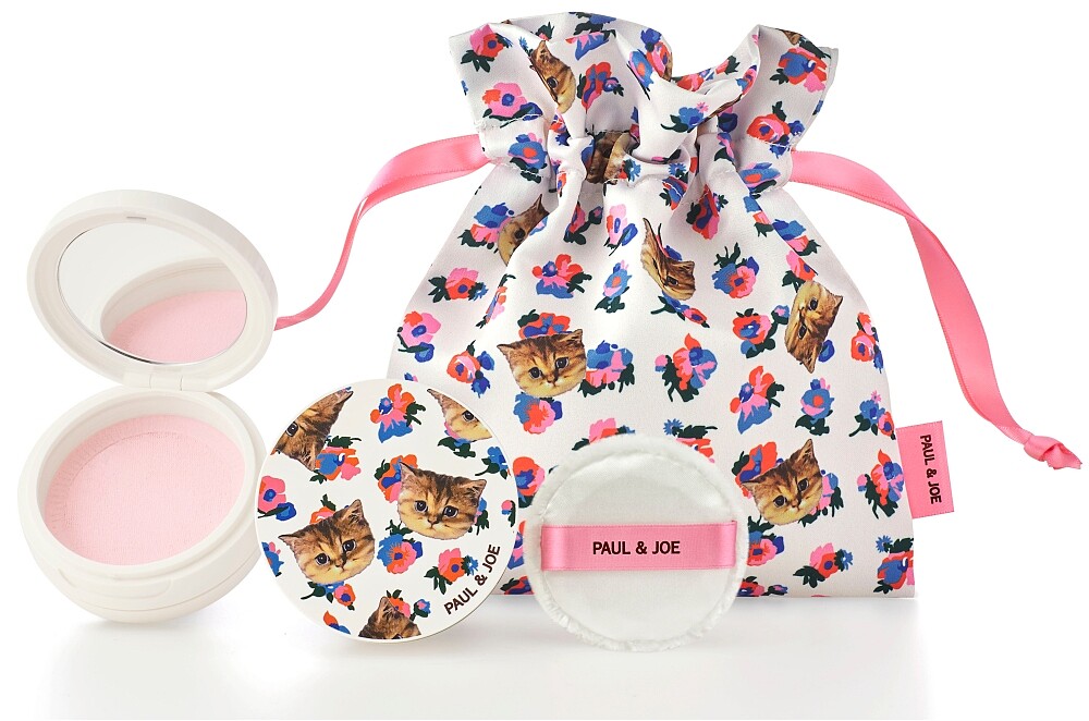 PAUL & JOE小花貓限量校色蜜粉組6g，NT1,600。SOGO體系週年慶2022/11/5~11/21期間獨家限定販售。