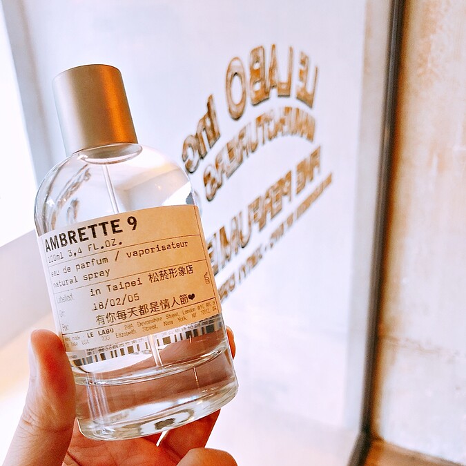 Le Labo客製化標籤服務也可以印中文字。