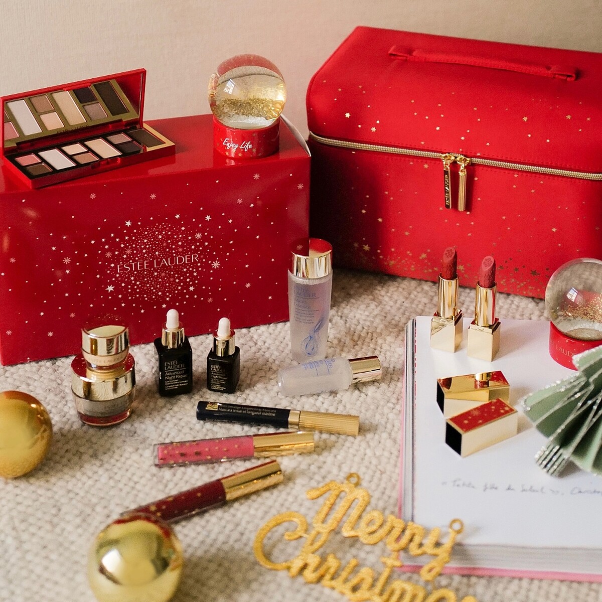 雅詩蘭黛夢幻心願歡慶禮盒組，NT2,980