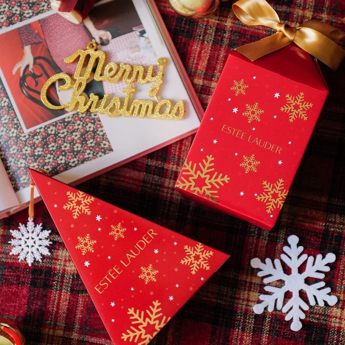 雅詩蘭黛聖誕包裝服務。