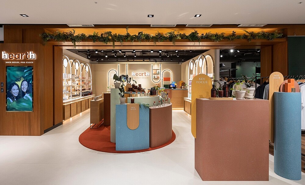 全台首間hearth生活選品店2022/11/18(五)於誠品生活南西盛大開幕，一站式質感生活美學場域溫暖亮相。