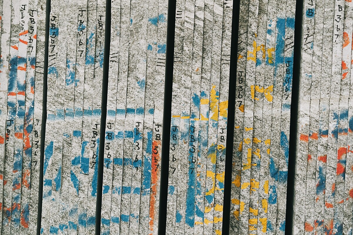 本次「T22花蓮」以設計結合六組由「通路、製造、設計」聯名的石材生活物件，並加入「工廠見學」企劃。