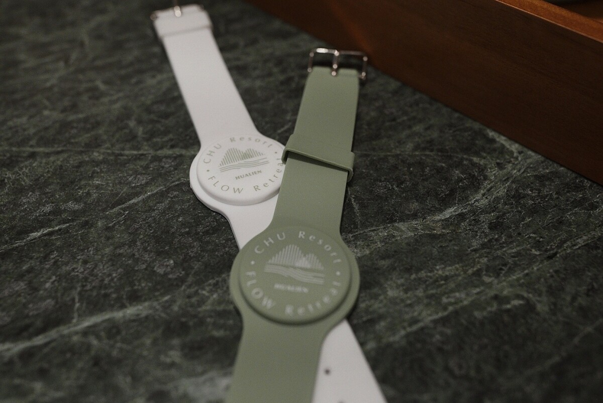 房卡設計為防水手環。