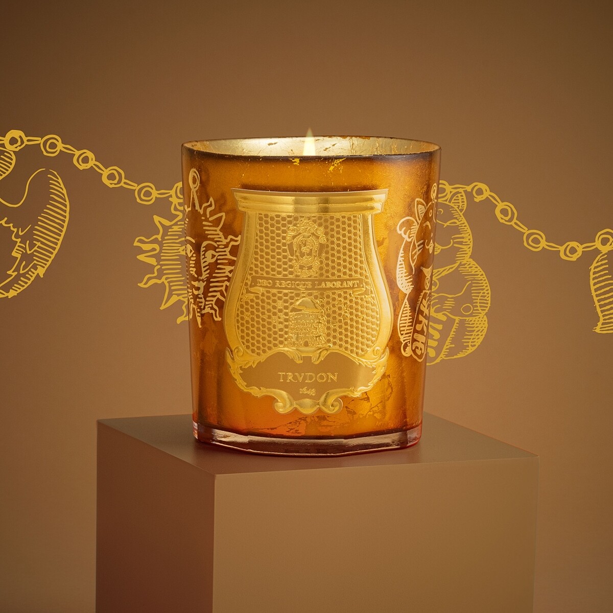 Cire Trudon 2022聖誕限定香氛蠟燭- SPELLA琥珀木香270g，NT4,280