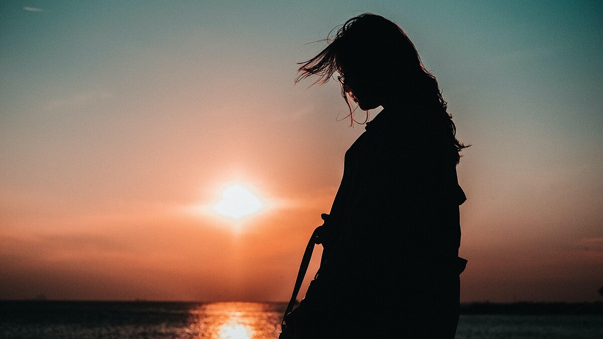 【鄧惠文】要小心的女人