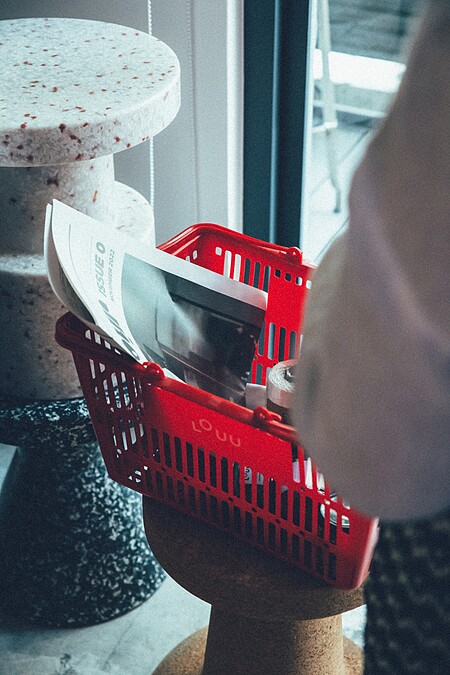 台灣設計品牌 ESAILA 的椅凳。