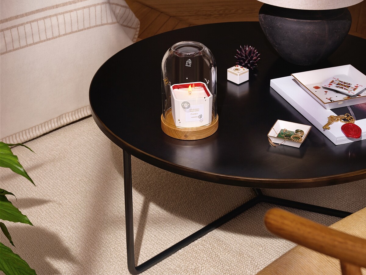 Cartier卡地亞香氛蠟燭。