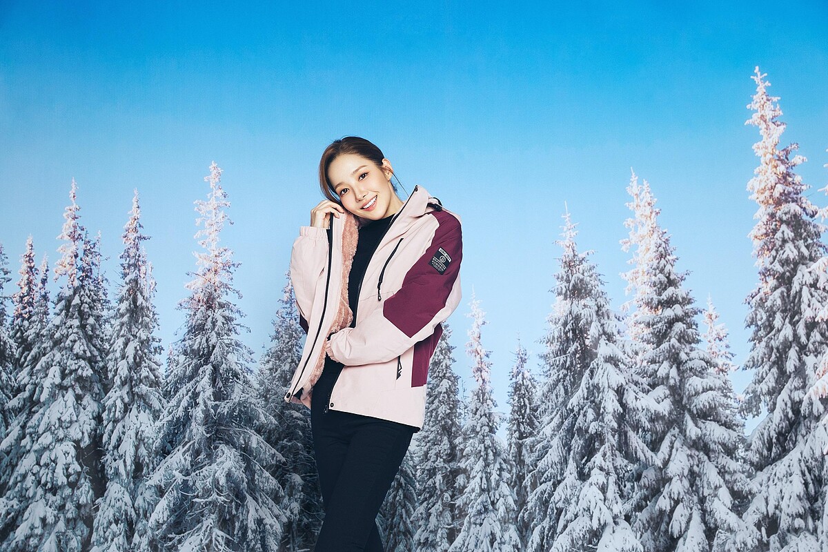 All in one全方位科技Clo+蓄熱防水三合一衝鋒衣-楊妃粉拼酒紅