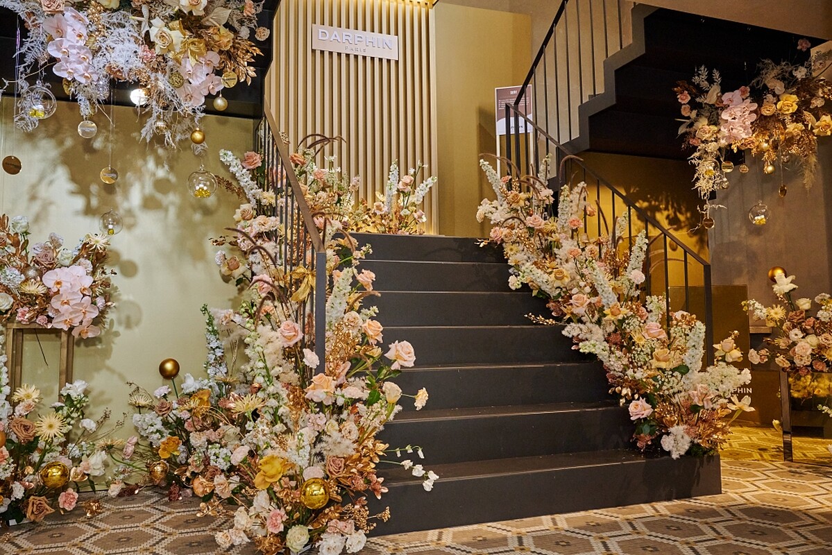 Darphin朵法療癒花園派對「派對&middot;金色狂歡」。