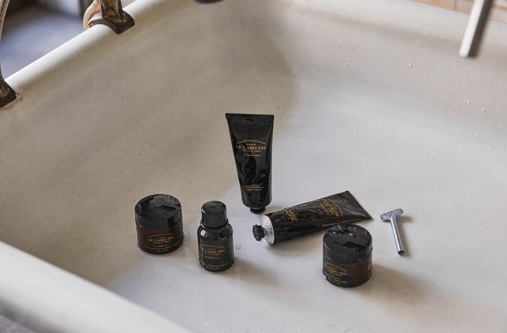 Le Labo 理容系列形象圖。