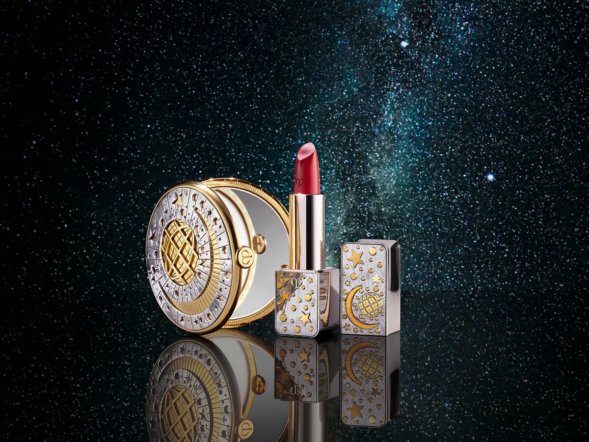 肌膚之鑰40週年高級訂製珠寶系列奢潤唇膏情境。