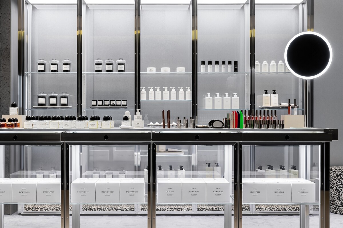 Byredo台中新光三越形象店。