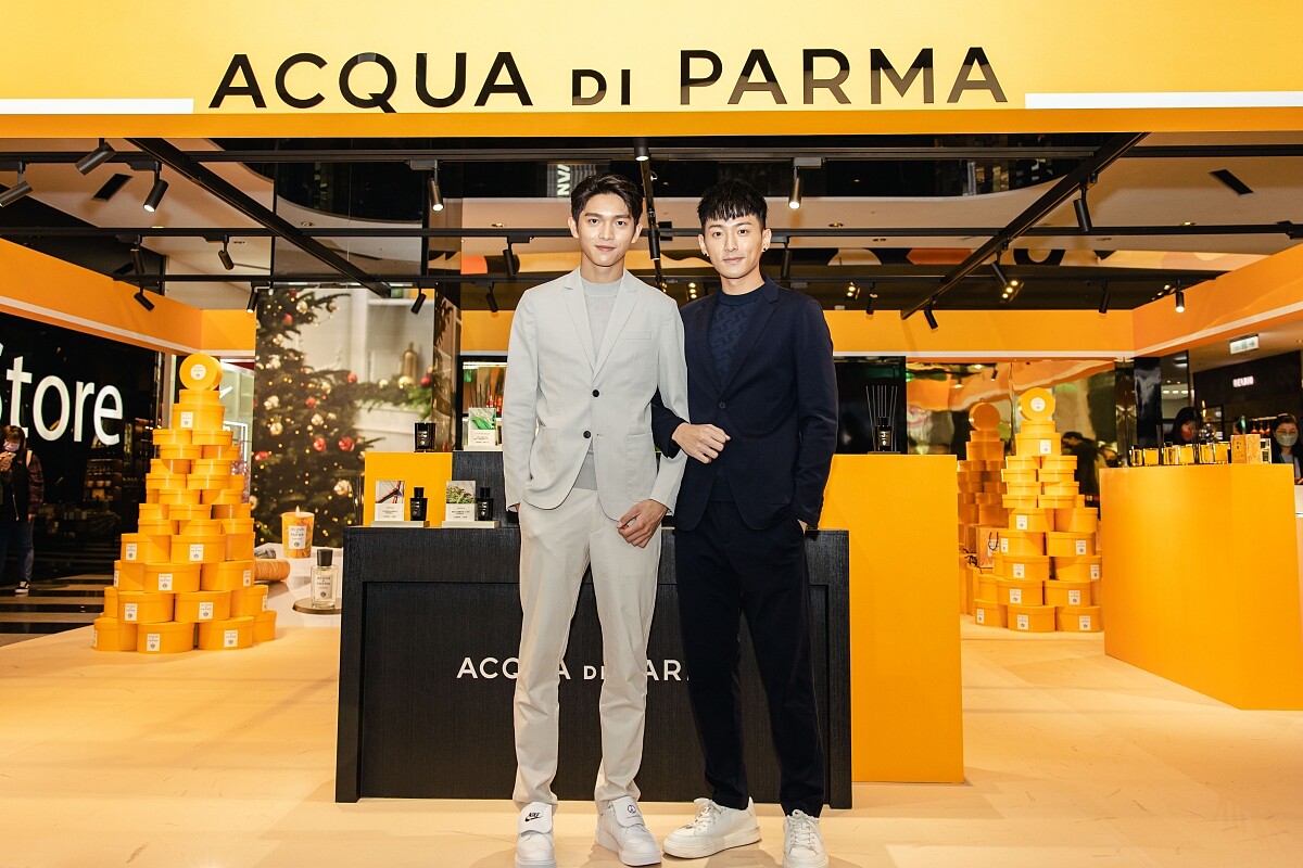 Acqua di Parma義式耶誕快閃店一日店長鍾岳軒、林輝瑝。