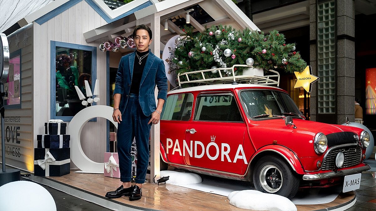 Pandora Christmas Cottage 丹麥溫馨聖誕小屋快閃信義香堤廣場！ 品牌好友坤達帥氣現身為Pandora新屋落成站台 分享型男飾品搭配秘訣