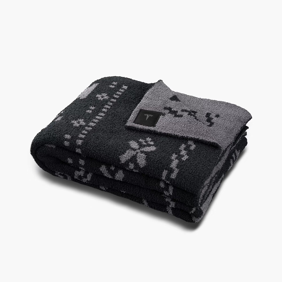 Tesla「限量 Tesla &hellip; & 快樂毯」