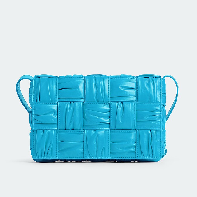 Cassette 皮革抓皺肩背包,NT$ 112,600