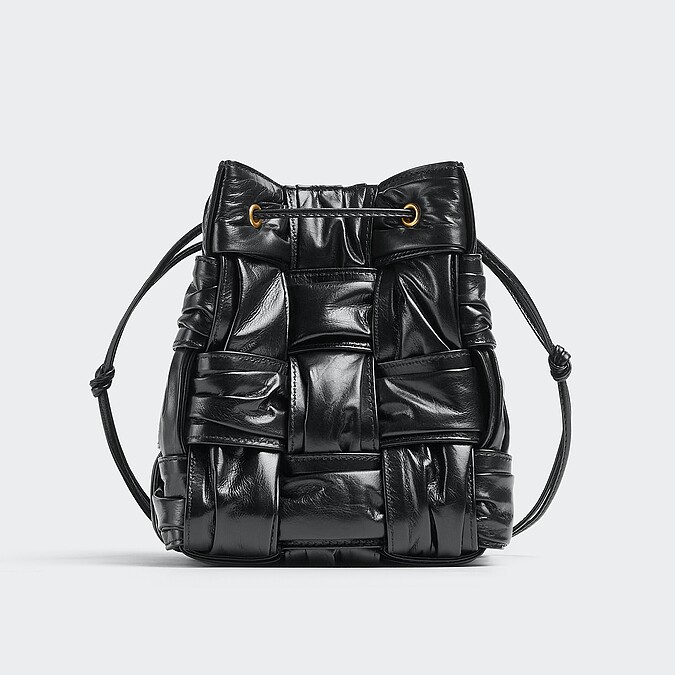 皮革抓皺水桶包,NT$ 91,400