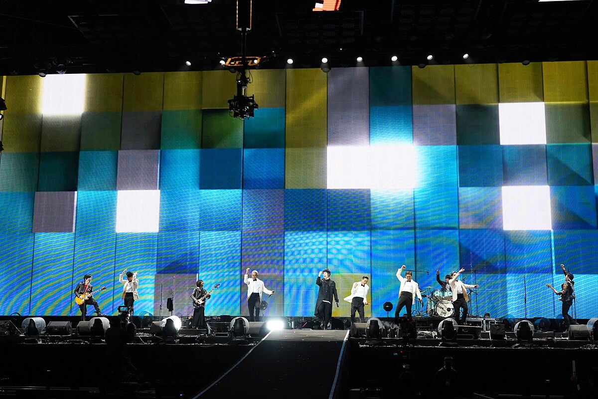 EXILE THE SECOND與五月天〈OAOA〉