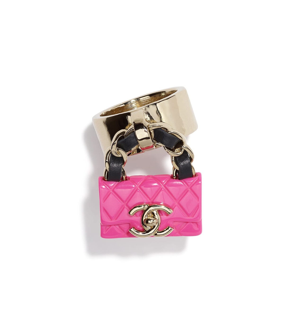 香奈兒金屬手拿包造型雙C Logo寬版手環，NT 26,100