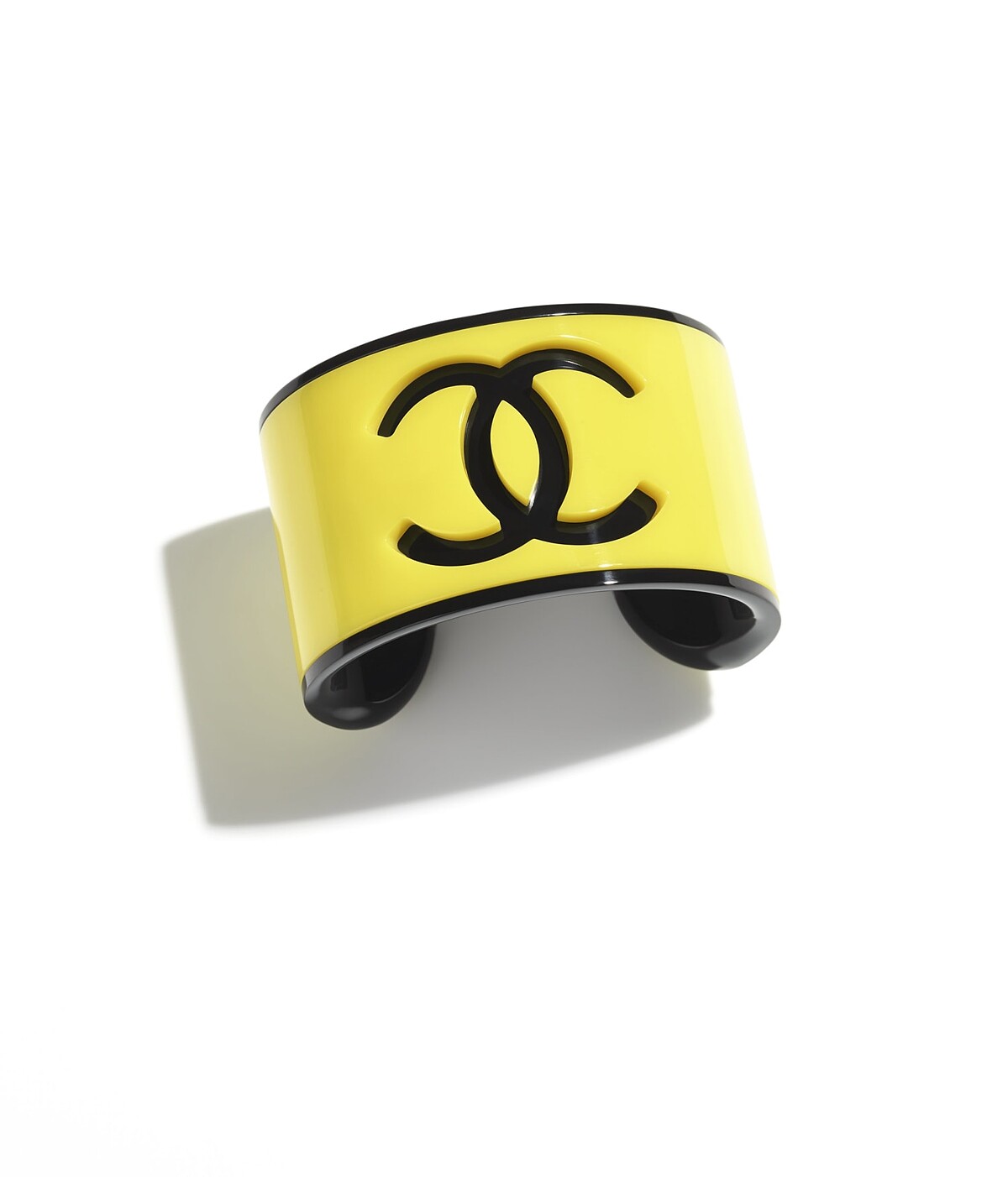 香奈兒高級樹脂雙C Logo寬版手環，NT 27,700