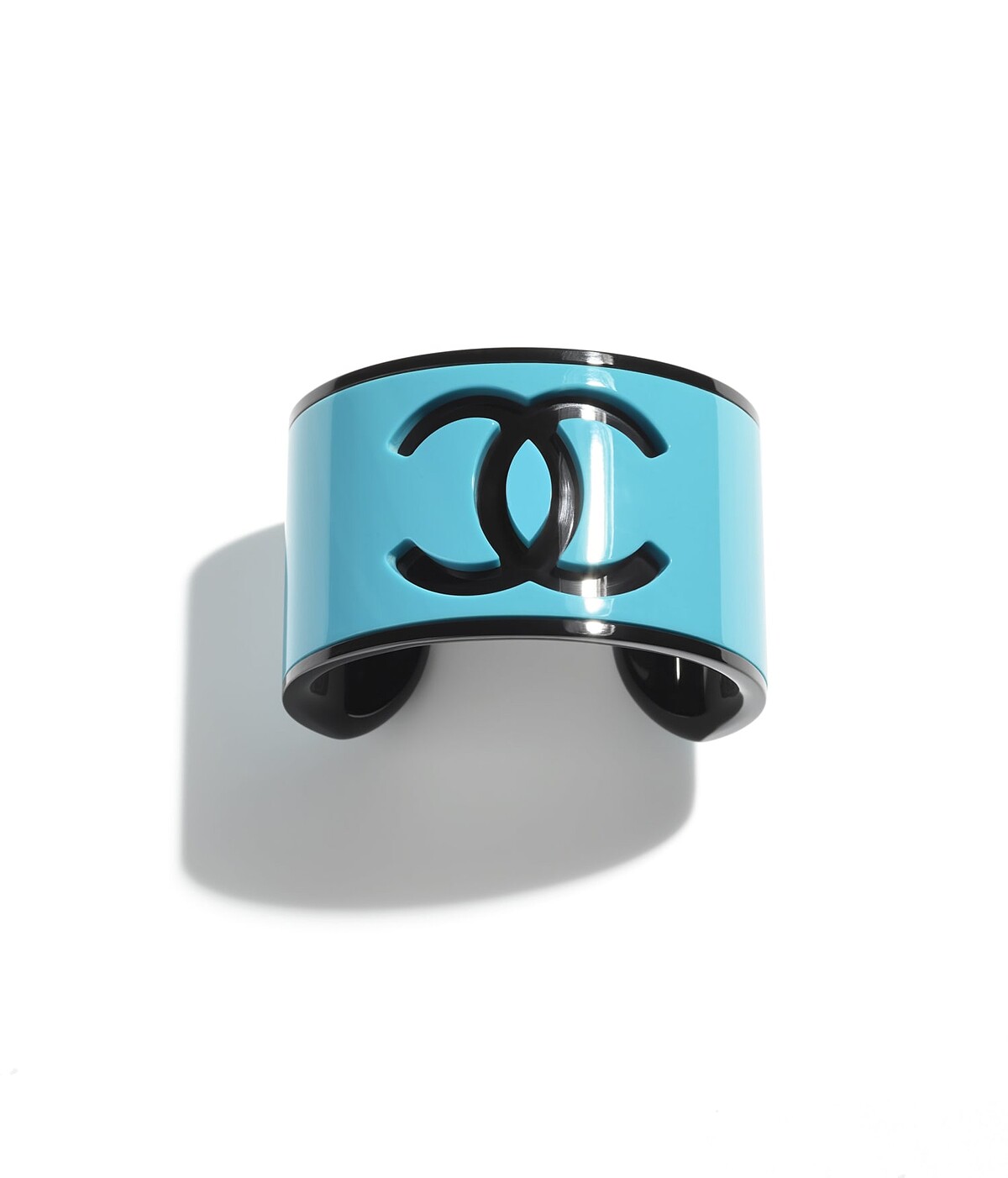 香奈兒高級樹脂雙C Logo寬版手環，NT 27,700