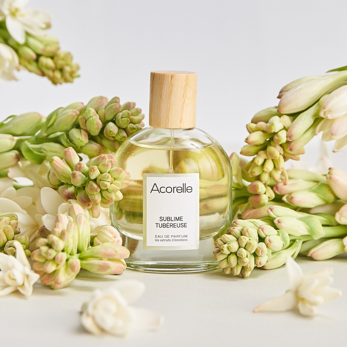 Acorelle秘戀晚香玉有機滾珠淡香精10ml，NT1,200、50ml，NT3,800