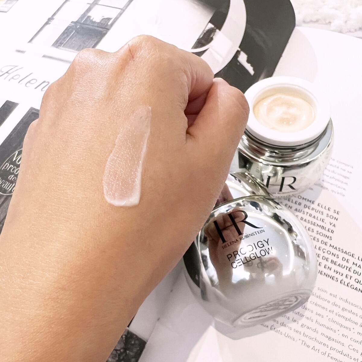 HR赫蓮娜極萃高光新生眼霜15ml，NT6,000