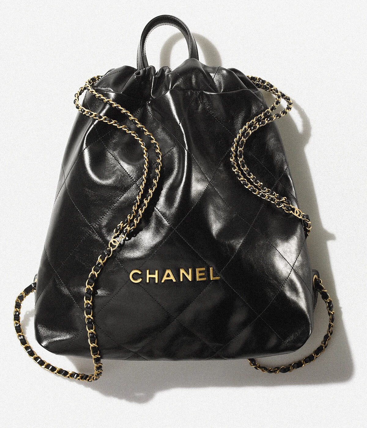 Chanel Large 22 Bag，NT$174,500