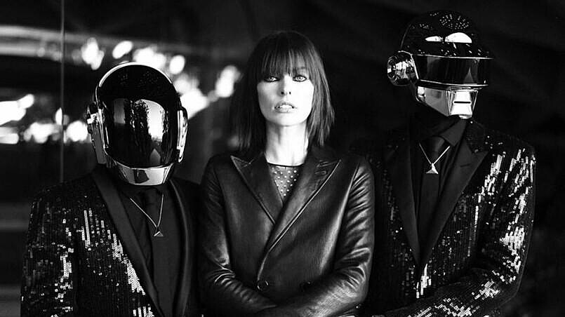 傻瓜龐克Daft Punk攜手蜜拉喬娃薇琪Milla Jovovich共同演繹數位戀愛