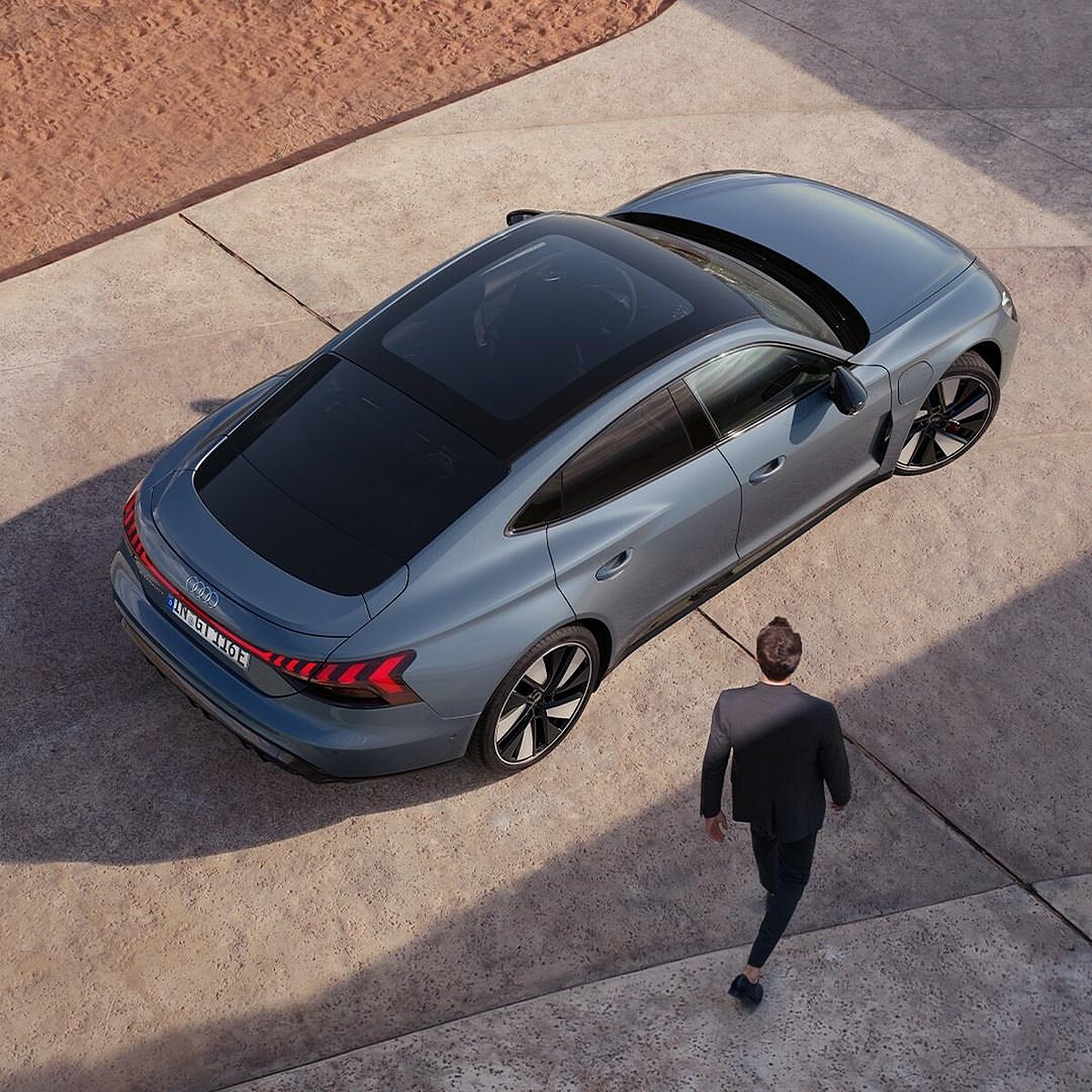 Audi e-tron GT 外型優美展現力與美的結合。