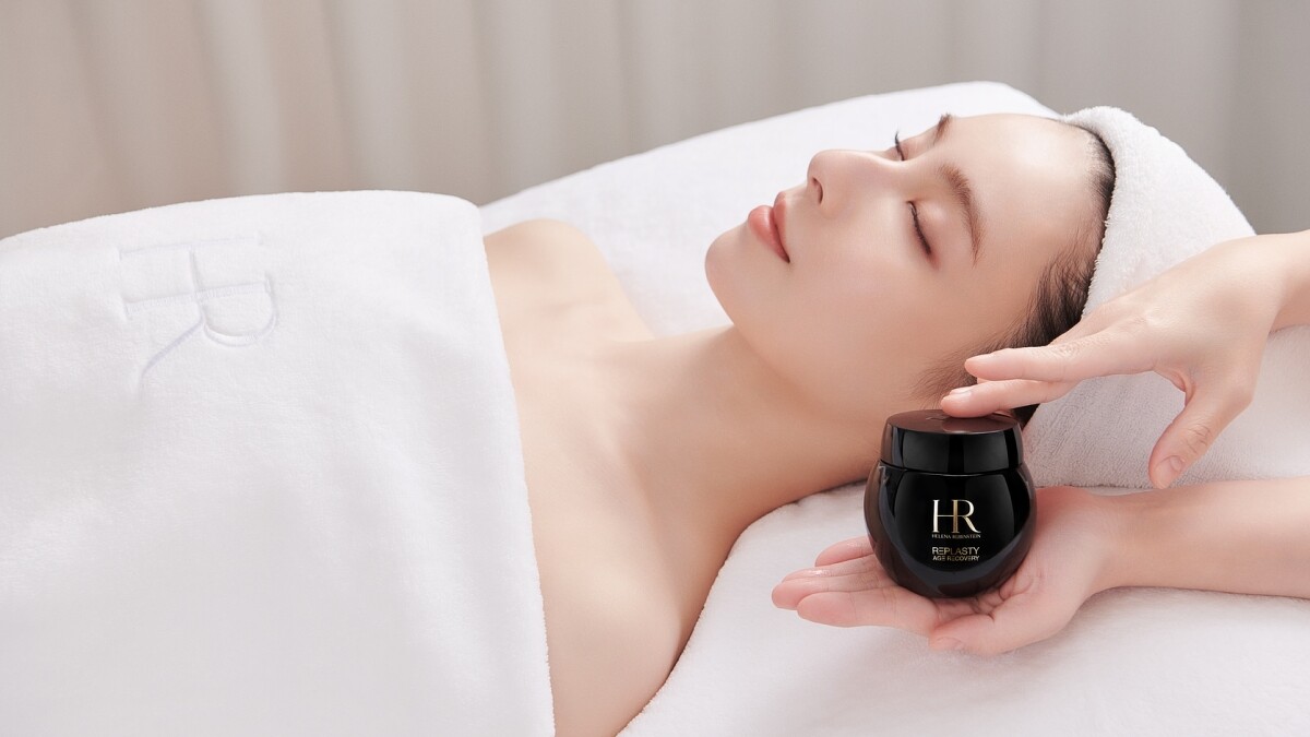 HR赫蓮娜頂級醫學美容奢寵護膚會情境照。