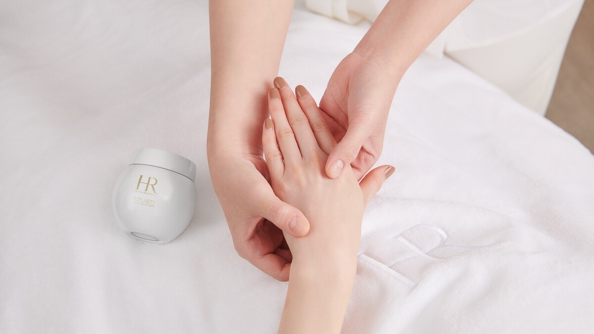 HR赫蓮娜頂級醫學美容奢寵護膚會情境照。