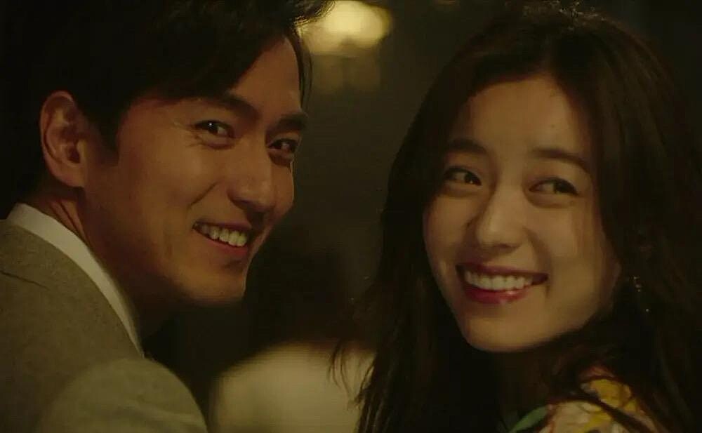 《愛上變身情人》。