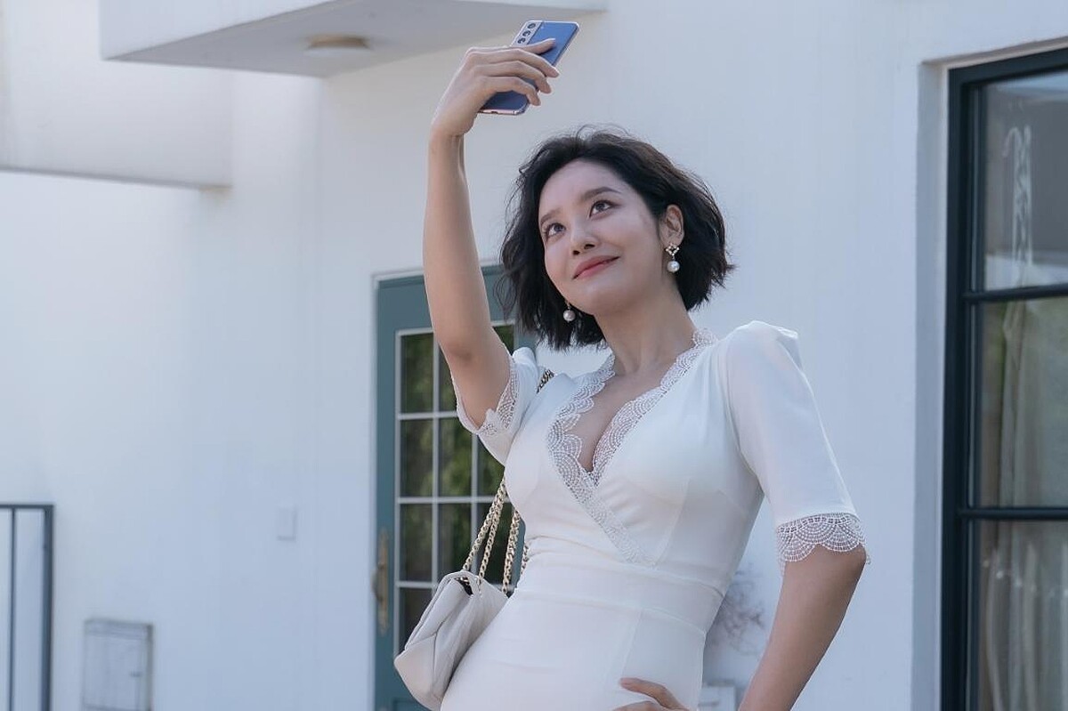 《黑暗榮耀》車珠英飾演崔惠程