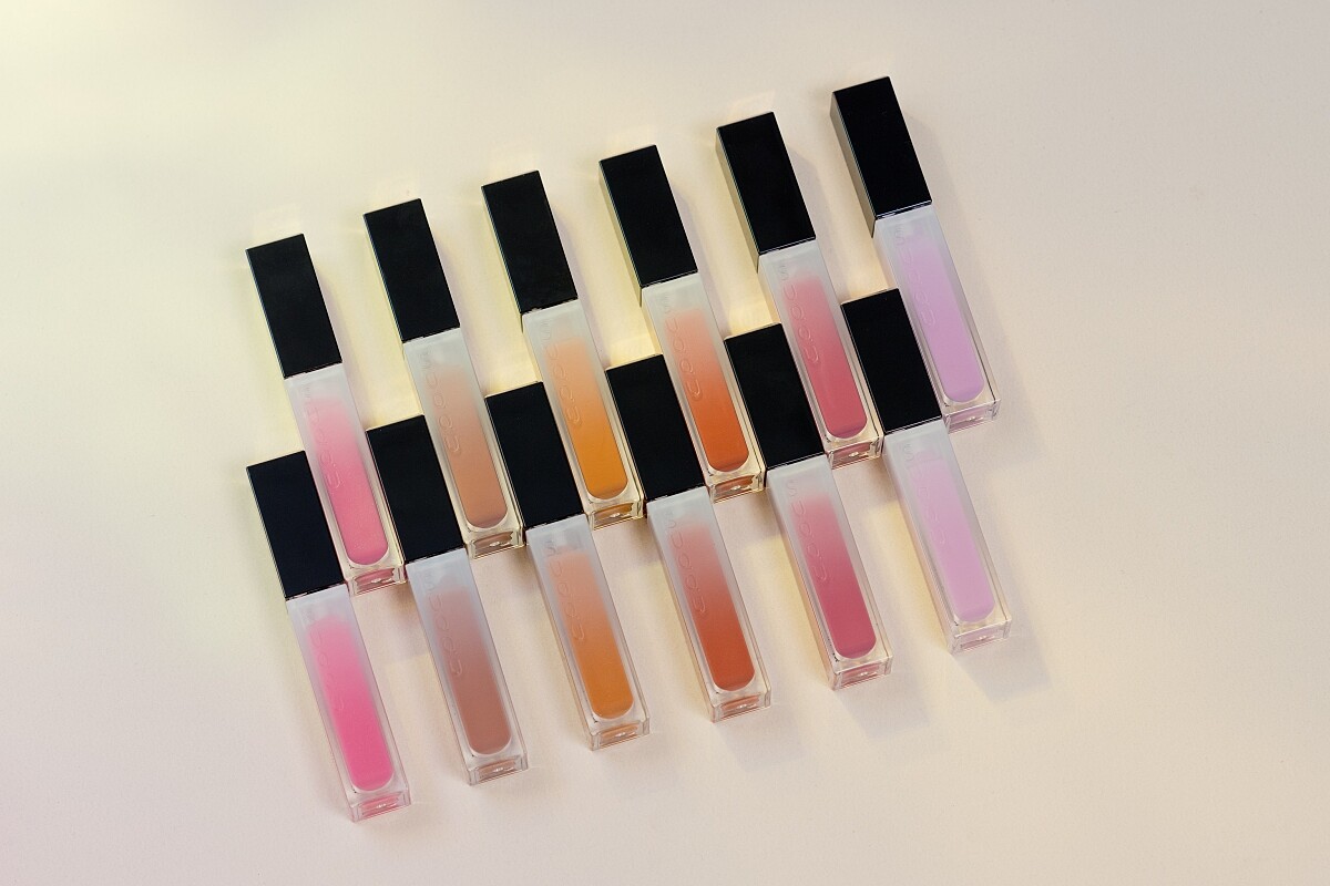 2023 SUQQU春妝首次推出新品SUQQU晶采極潤唇釉，新色5 色、限定色1色，各NT1,500