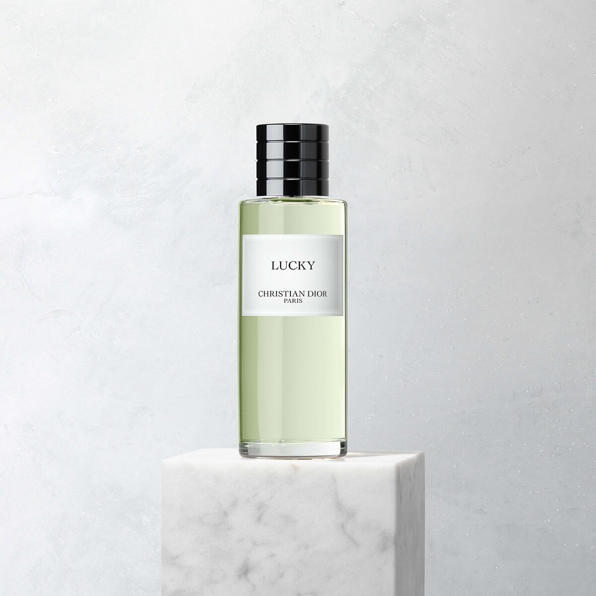 DIOR迪奧香氛世家系列-幸運時刻香氛LUCKY 40ml，NT4,000、125ml，NT8,300