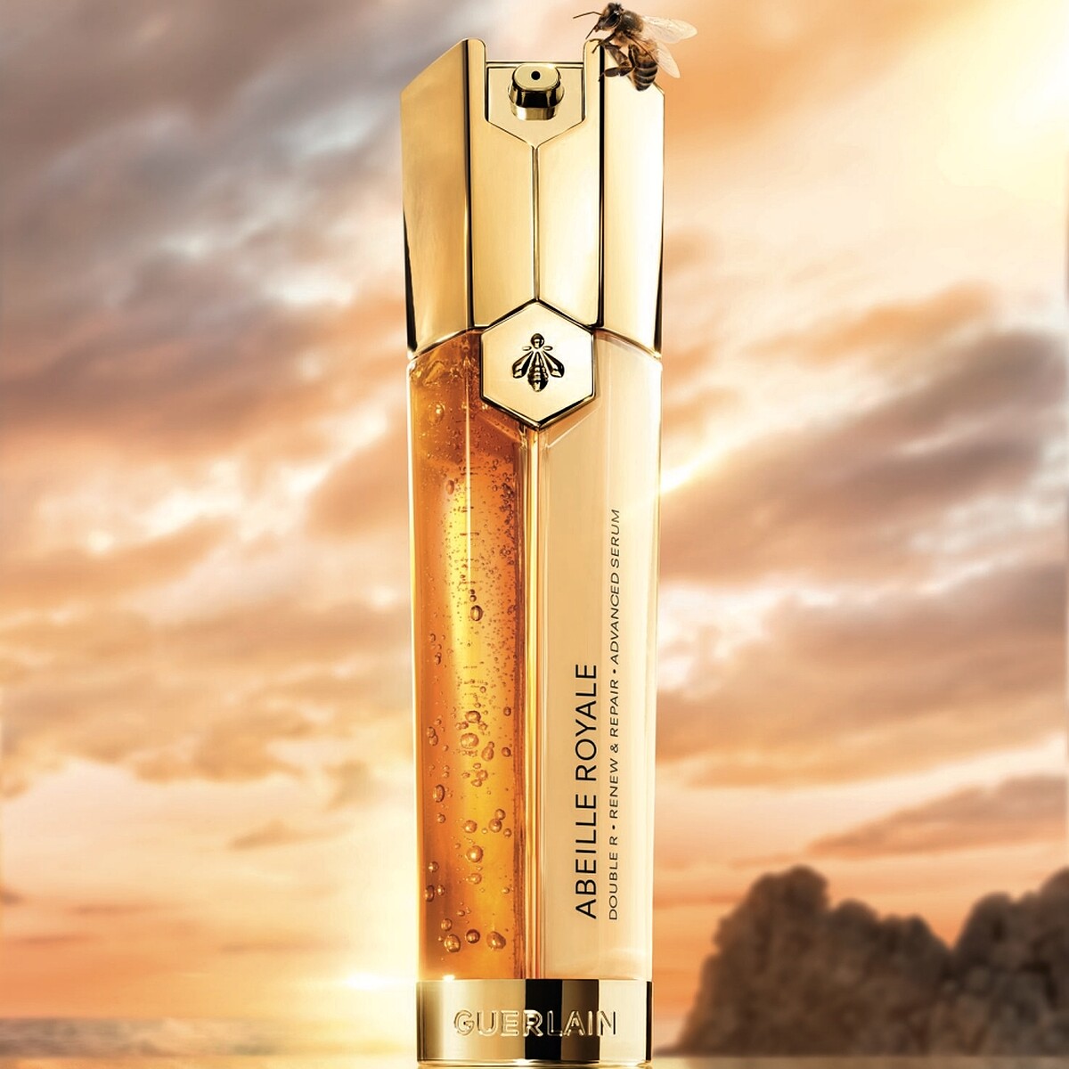 嬌蘭皇家蜂王乳雙導精華30ml，NT6,040、50ml，NT8,130