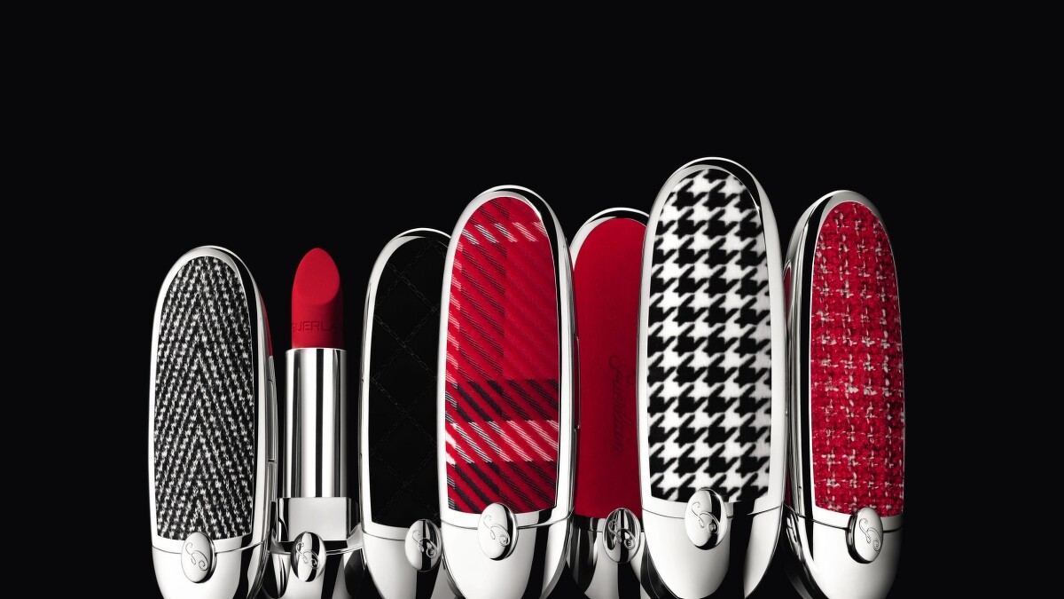 嬌蘭紅寶之吻紅絲絨高訂唇膏3.5g，NT1,250