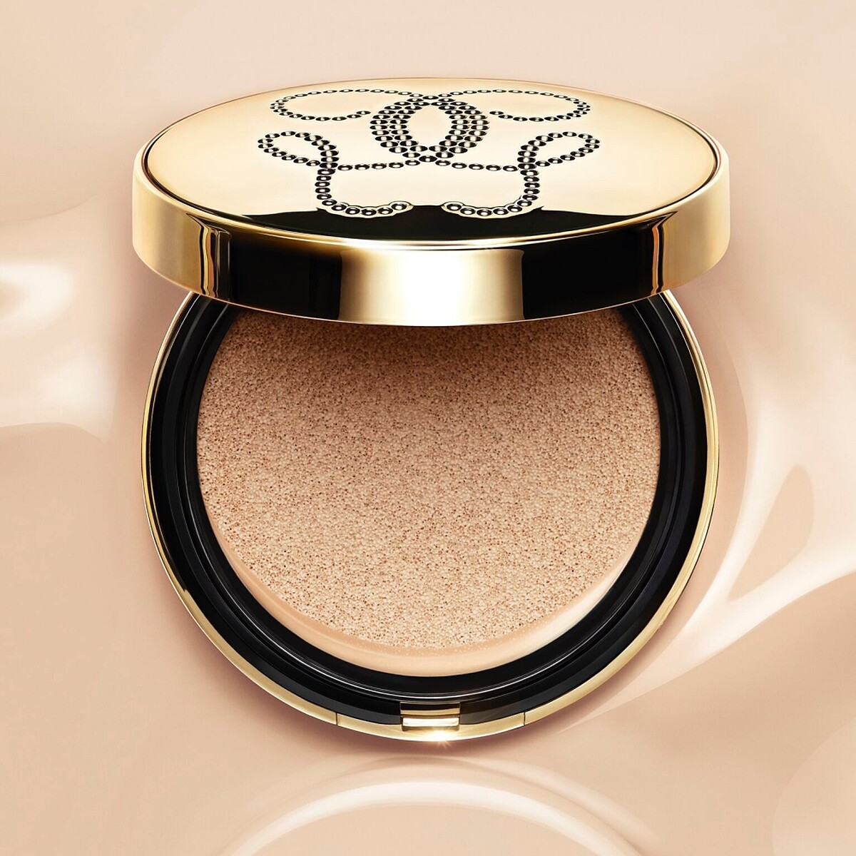 嬌蘭24K純金絲光氣墊粉餅SPF40/PA+++14.5，NT2,600