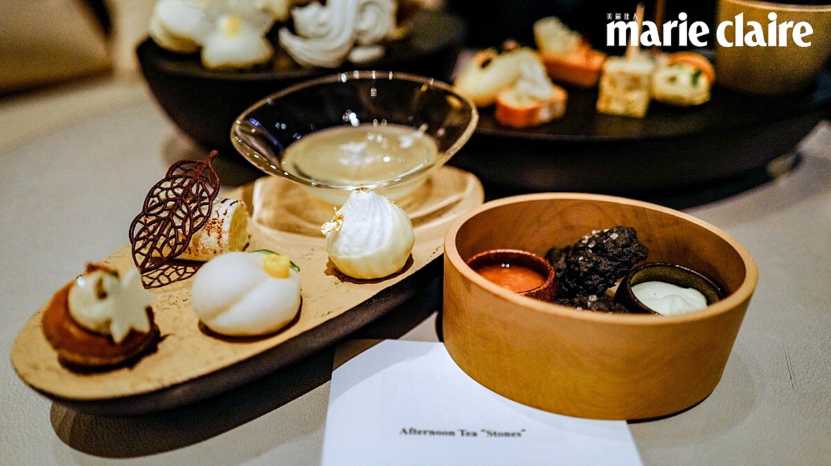下午茶「stones」以摩登形式呈現出結合大自然意象的日本傳統甜點