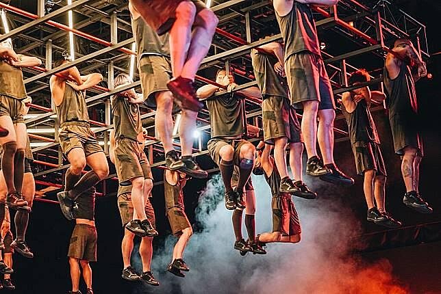 《體能之巔：百人大挑戰》關卡設計新穎