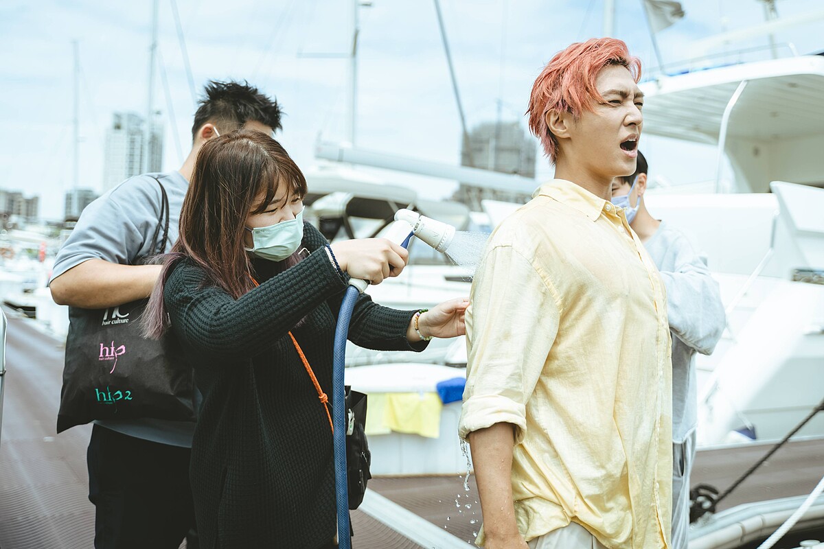 《我的婆婆怎麼把OO搞丟了》炎亞綸為本片獻出許多第一次，對導演鄧安寧的要求使命必達