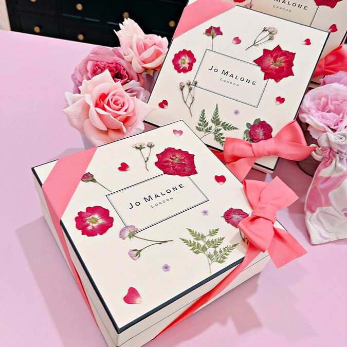 Jo Malone London 2023限量款壓花禮盒。
