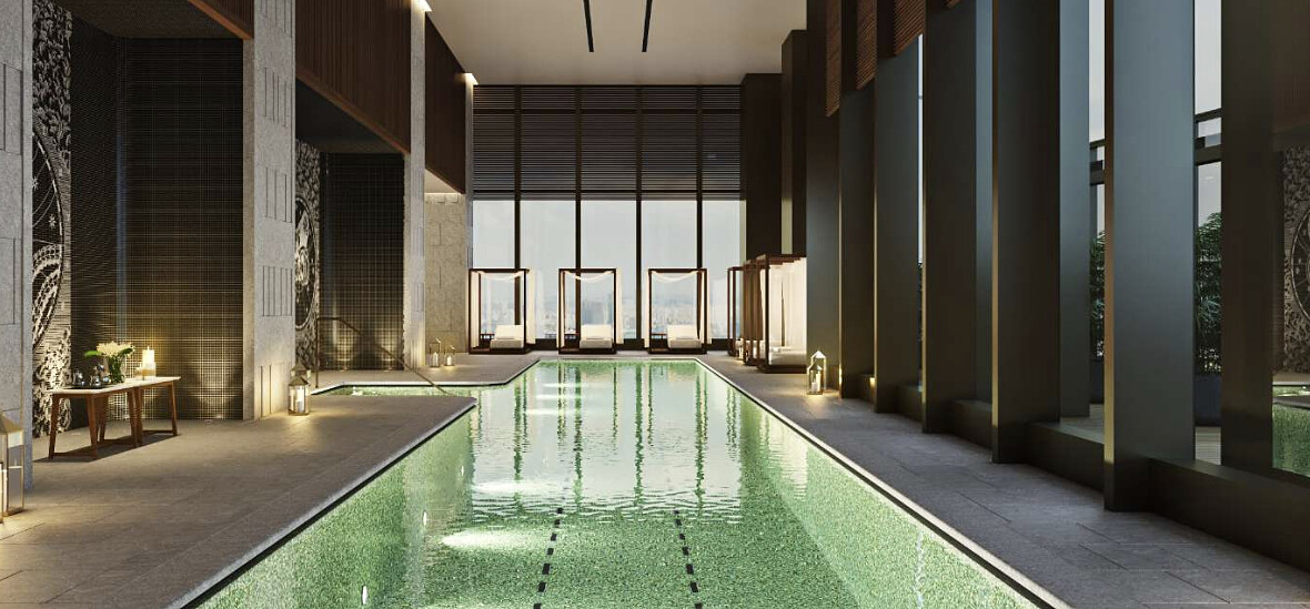 長達25公尺的室內游泳池。